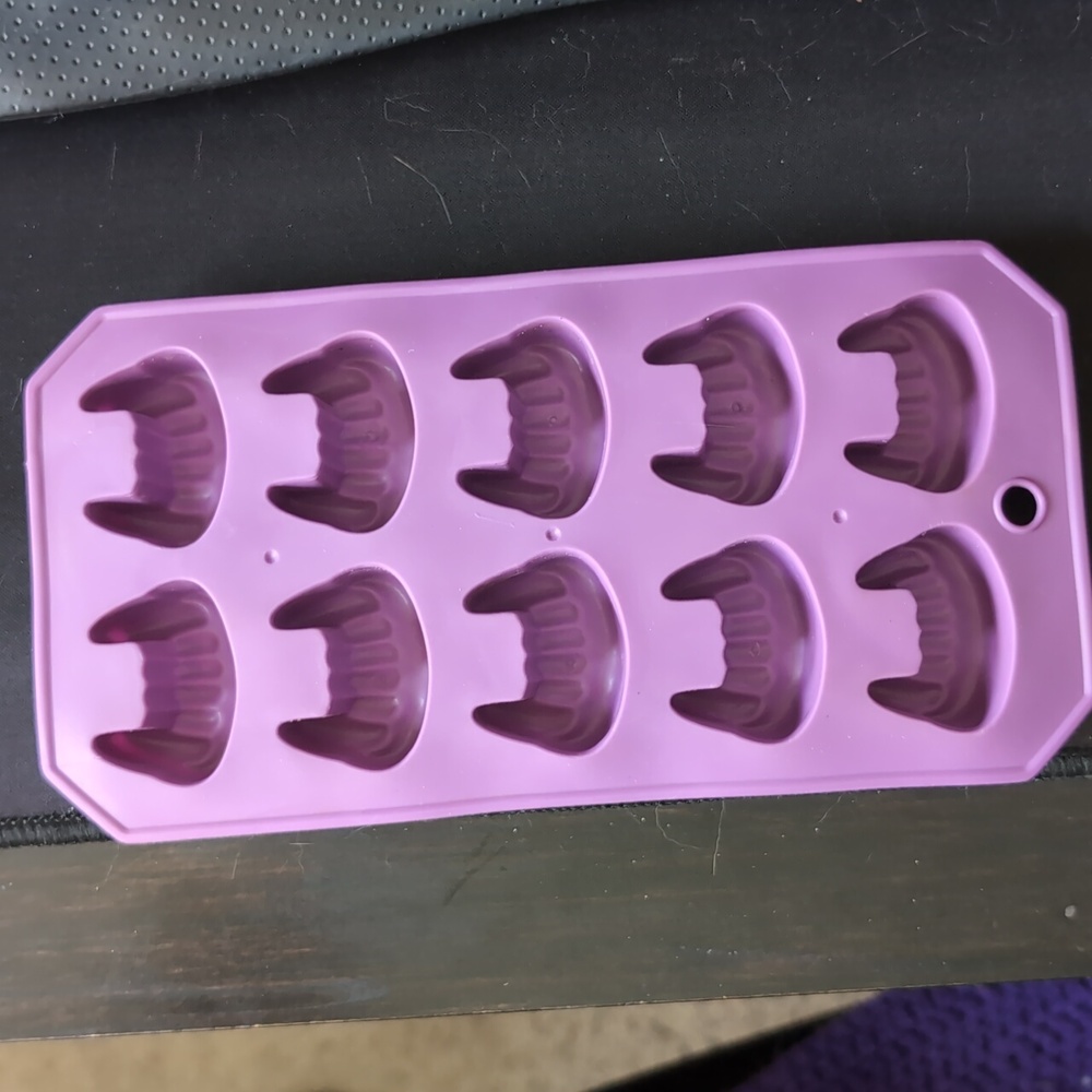 Vampire candy molds